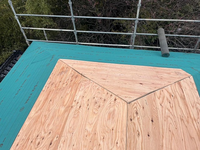 韮崎市　葺き替え工事